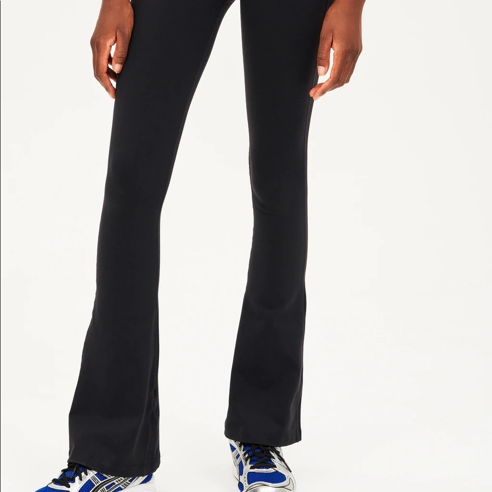Splits59 Racquel High Waist Flared Legging Yoga Pants - Black Medium